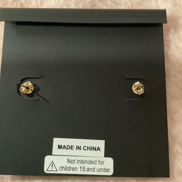 Coach Resin Heart C Stud Earrings - Picture 7 of 7